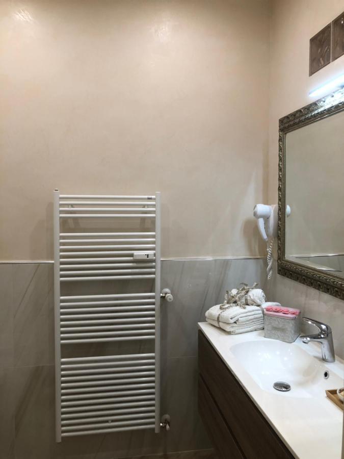 Old Town Apartment Sirmione Exterior photo
